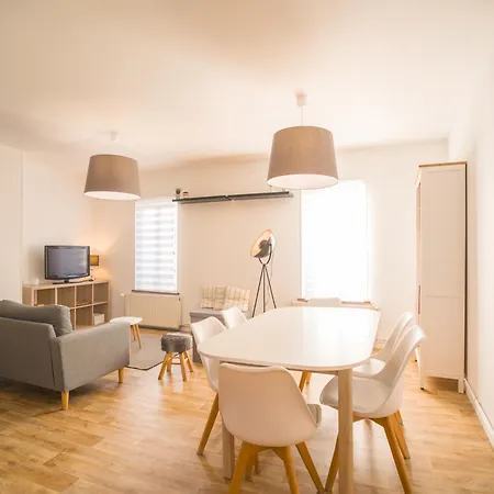 Duplex Pasteur - 3 - Privee Bed & Breakfast Troyes